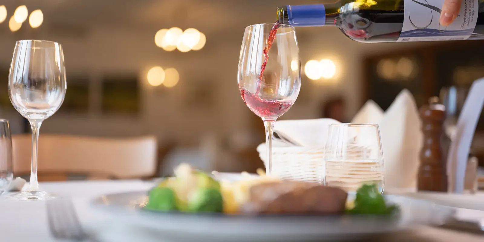Restaurant in Seengen mit regionaler Küche – Restaurant Hallwyl